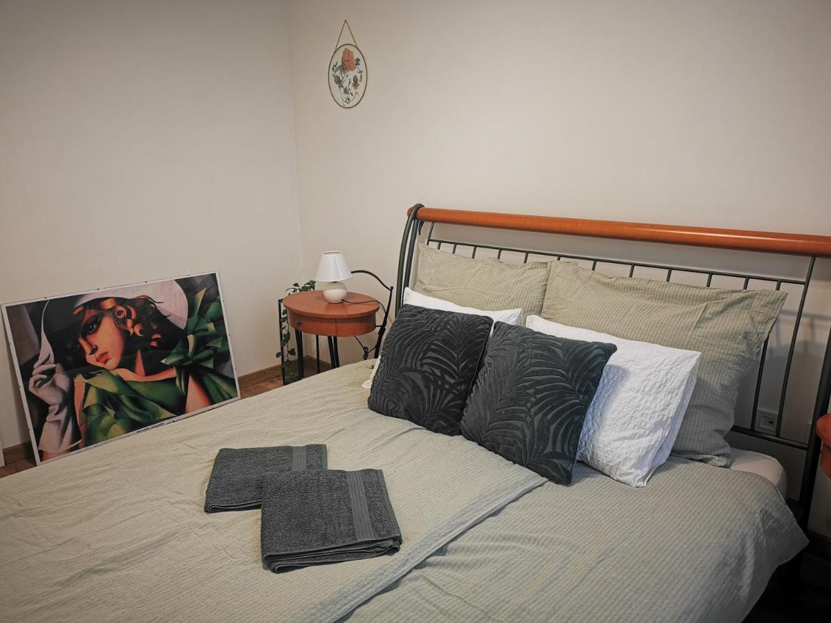 Atlas Apartment In The Historical Center Of Kosice With Free Private Parking Košice Exterior foto